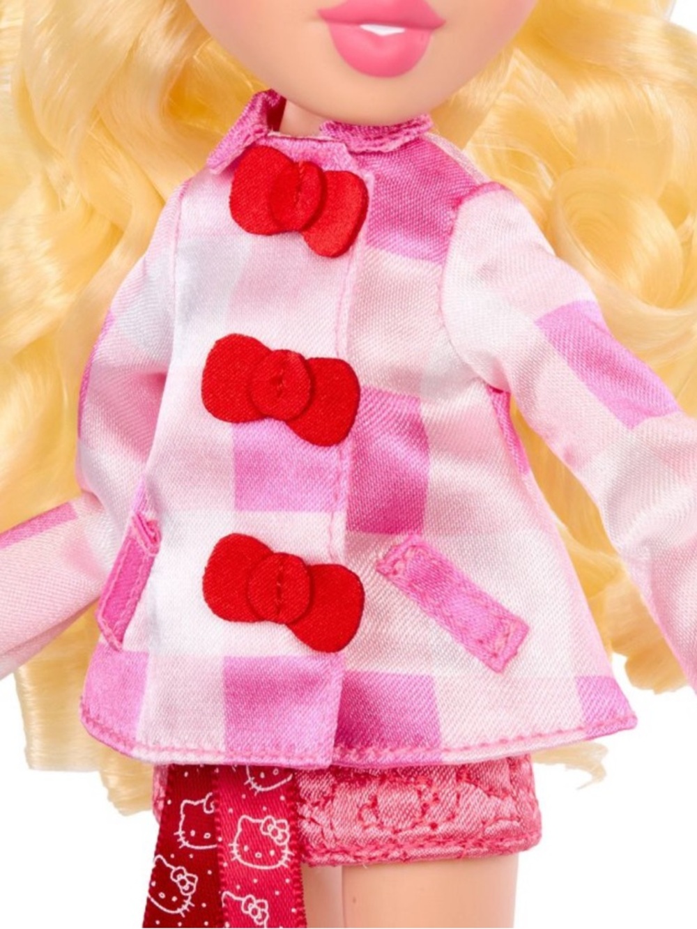 Bratz Cloe Hello Kitty Doll - Pink Fashion Outfit - Picture 5 of 9